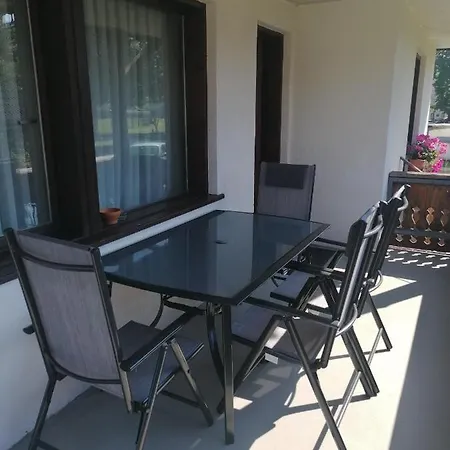 V&n, Bohinji-tó